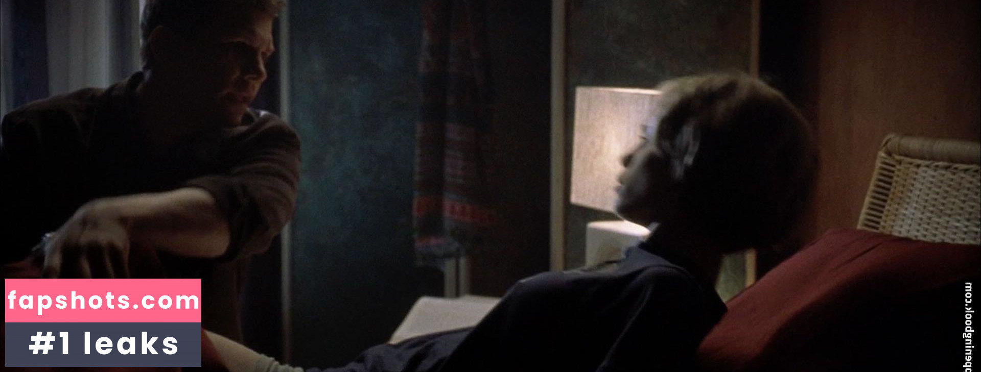 Laura Regan gallery photo #11