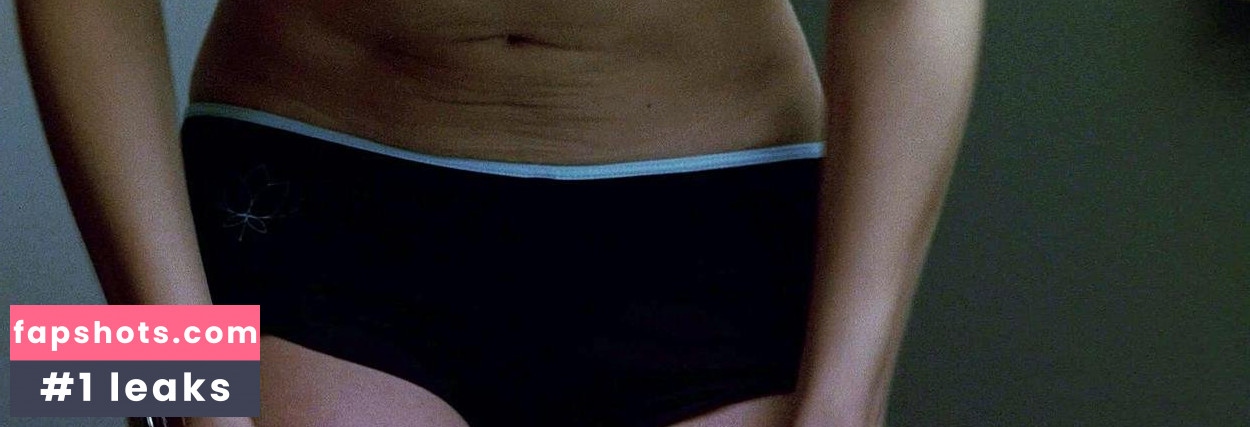 Laura Regan gallery photo #20