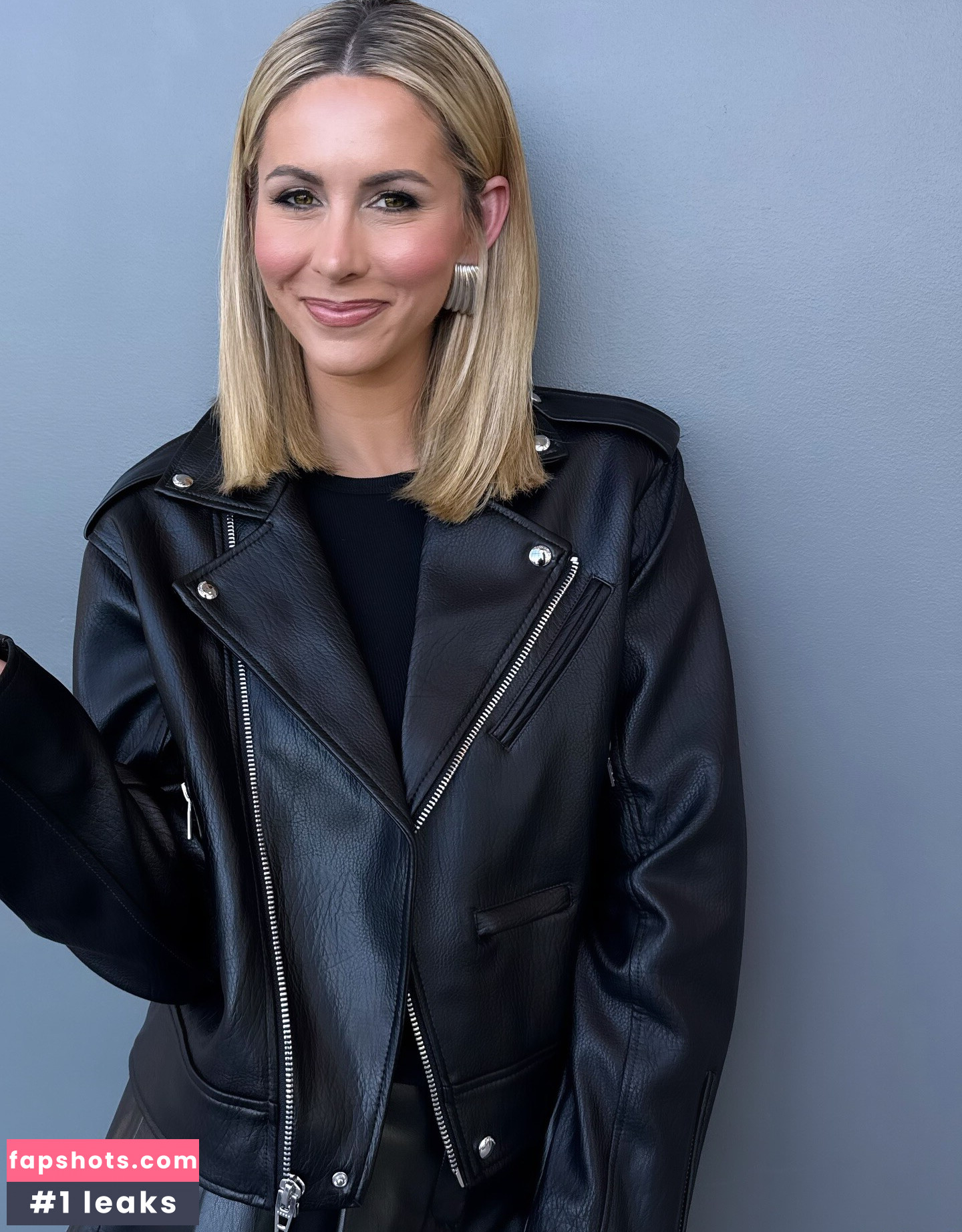 Laura Rutledge gallery photo #18