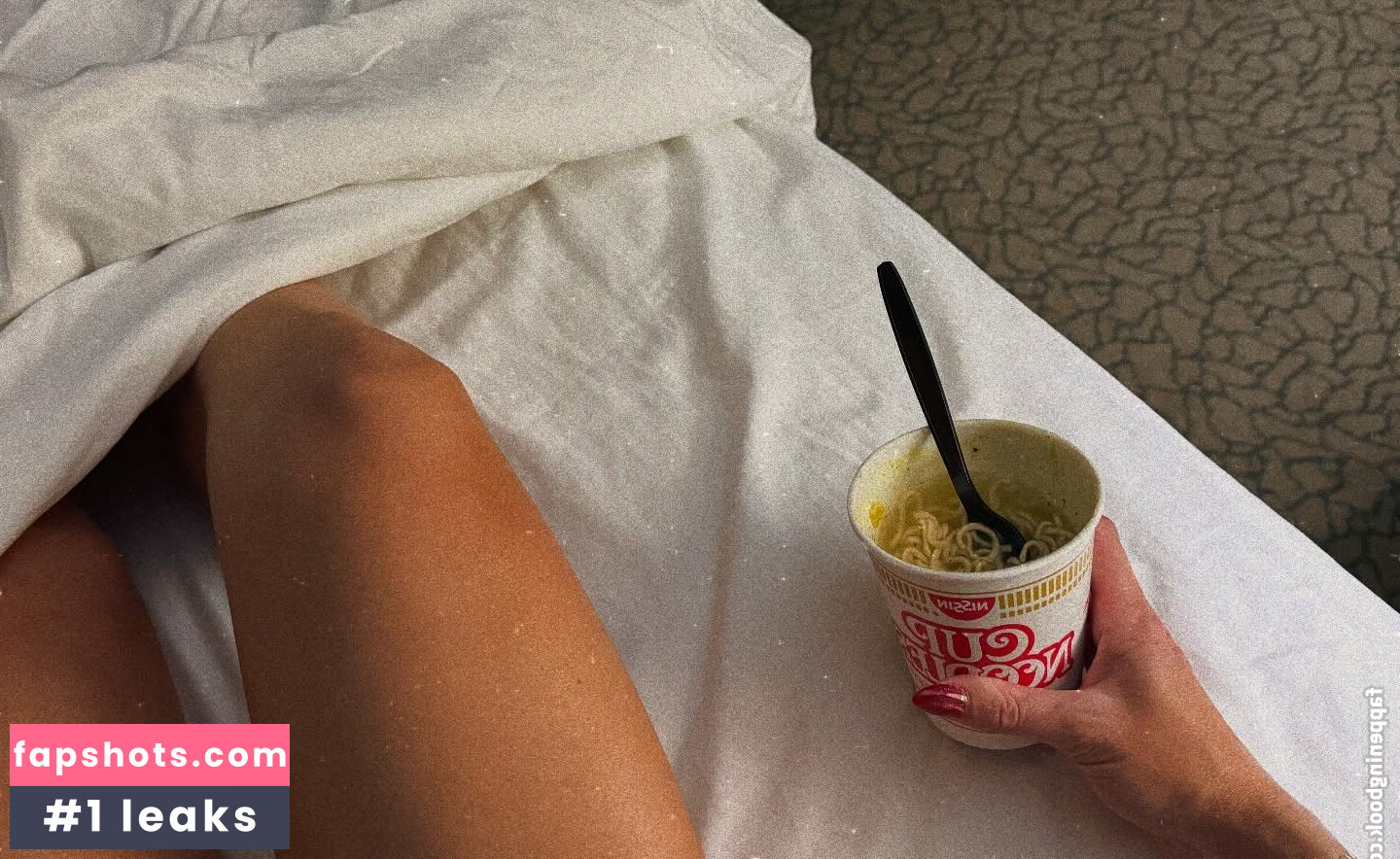 Laura Rutledge gallery photo #19