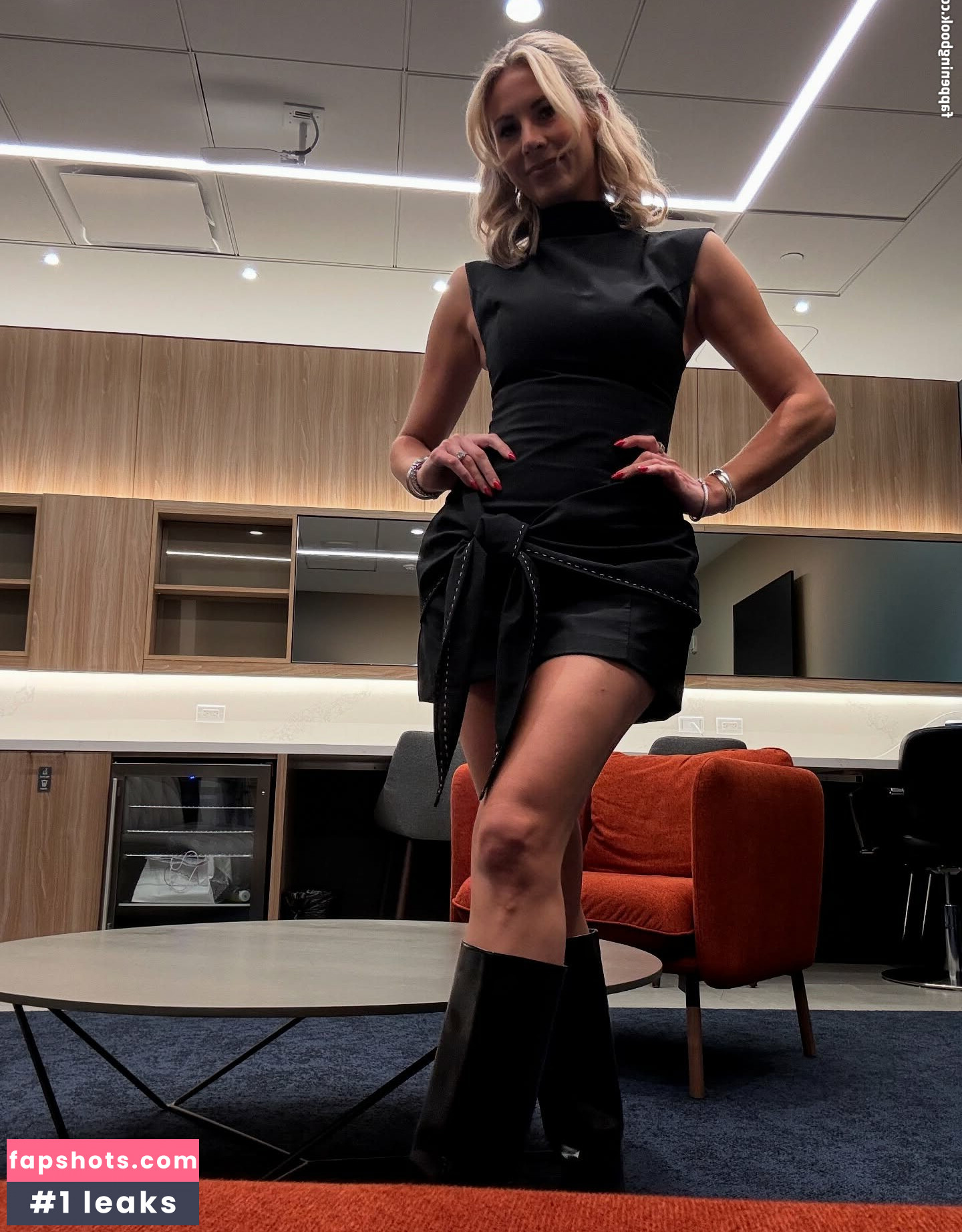 Laura Rutledge gallery photo #22