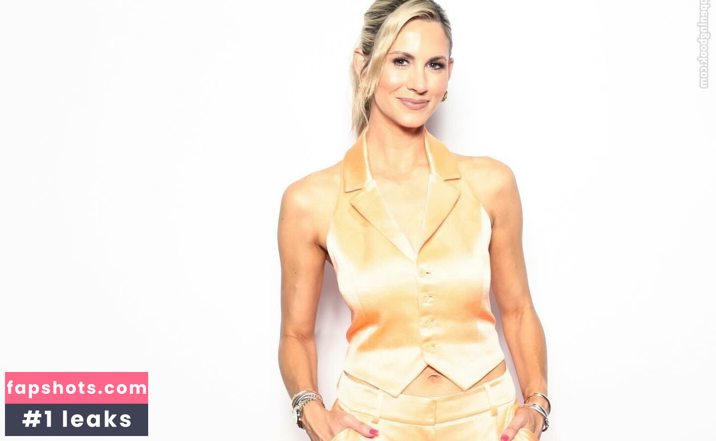 Laura Rutledge gallery photo #41