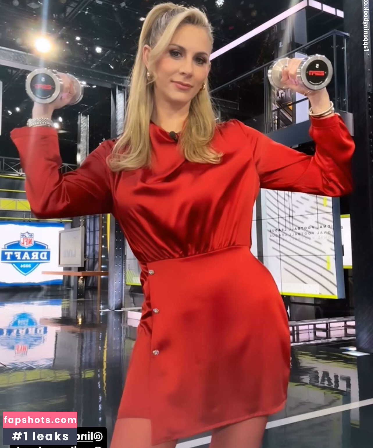 Laura Rutledge gallery photo #44