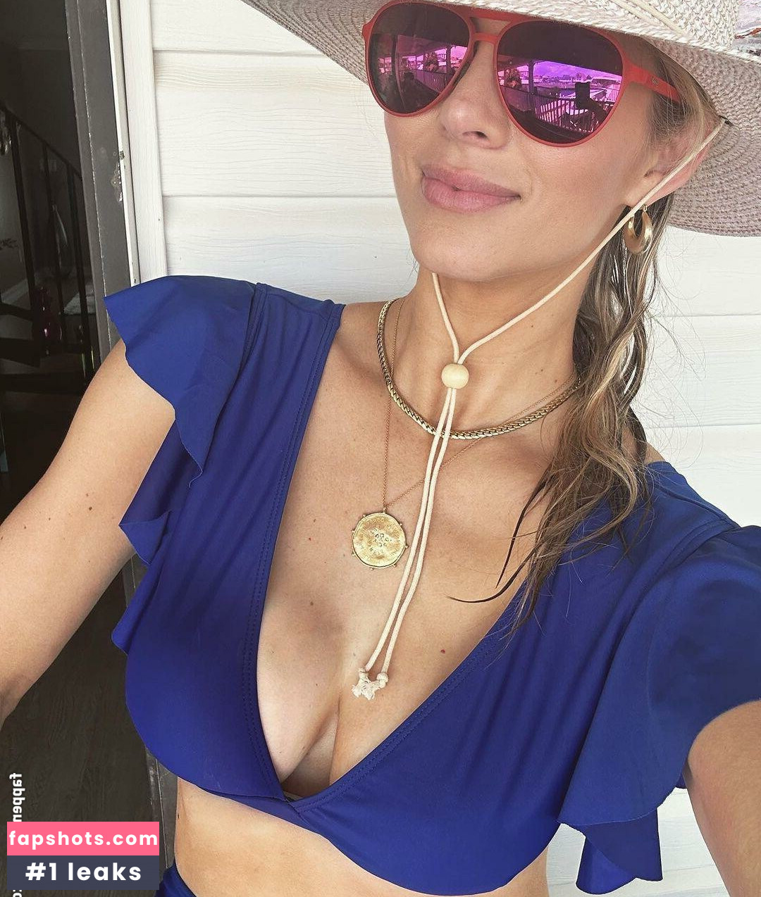 Laura Rutledge gallery photo #60