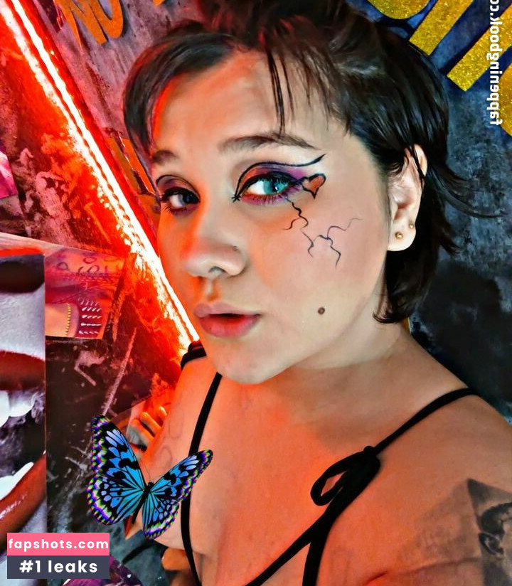 laura_takint gallery photo #5