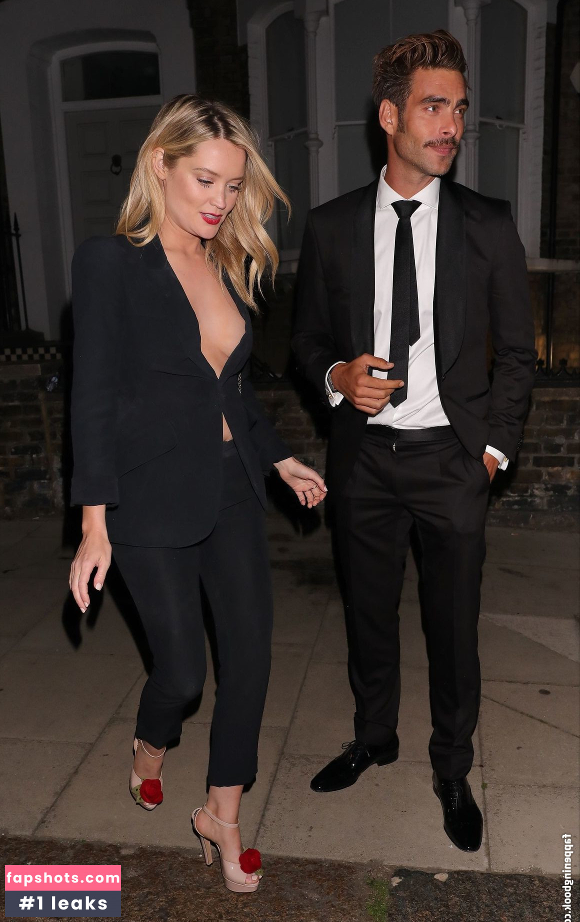 Laura Whitmore Nahé úniky fotek pouze od fanoušků #57 - Fapshots