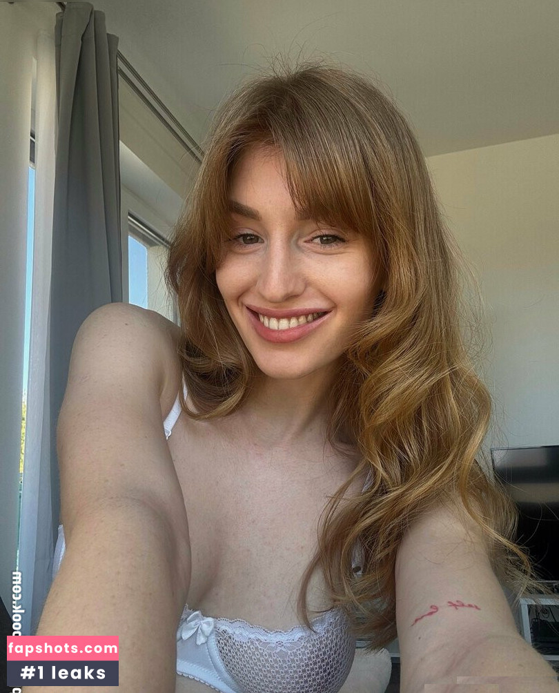 Laura Wittner Nude Leaks OnlyFans Photos #16 - LeakJerk