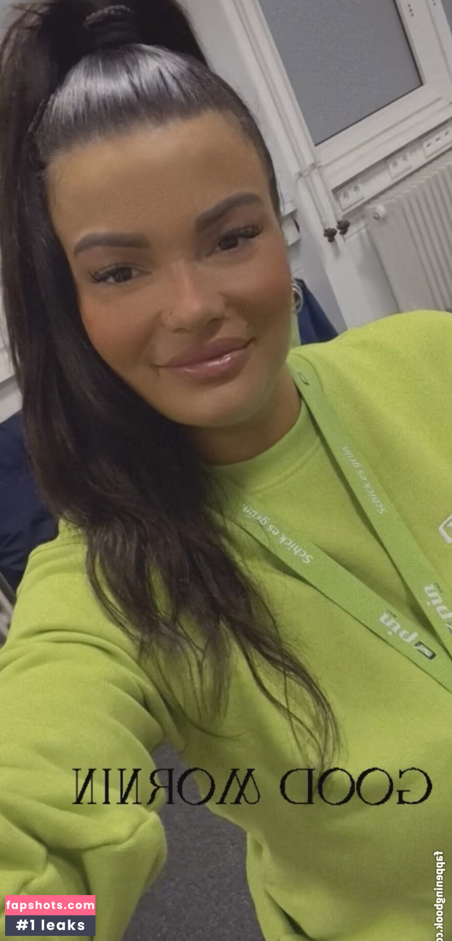 Laura Wölki gallery photo #19