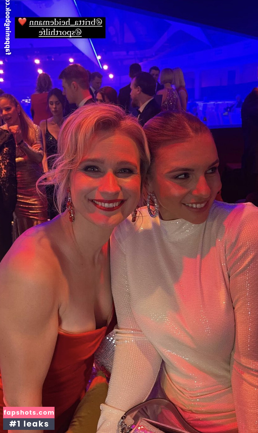 Laura Wontorra Nude Leaks OnlyFans Photos #34 - Fapshots