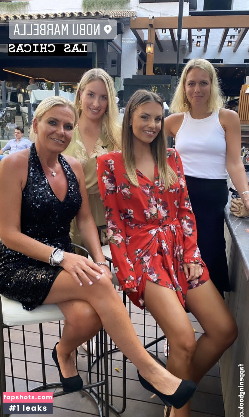 Laura Wontorra Nude Leaks OnlyFans Photos #36 - Fapshots