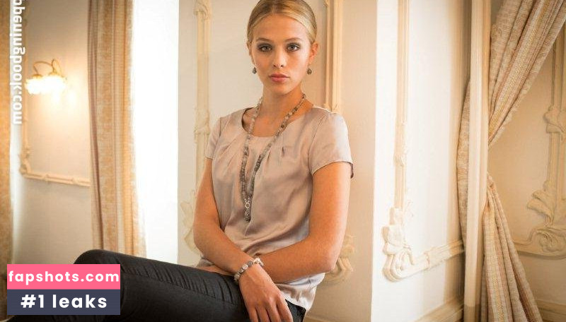 Laura Zurbriggen Nahé úniky fotek pouze od fanoušků #5 - Fapshots