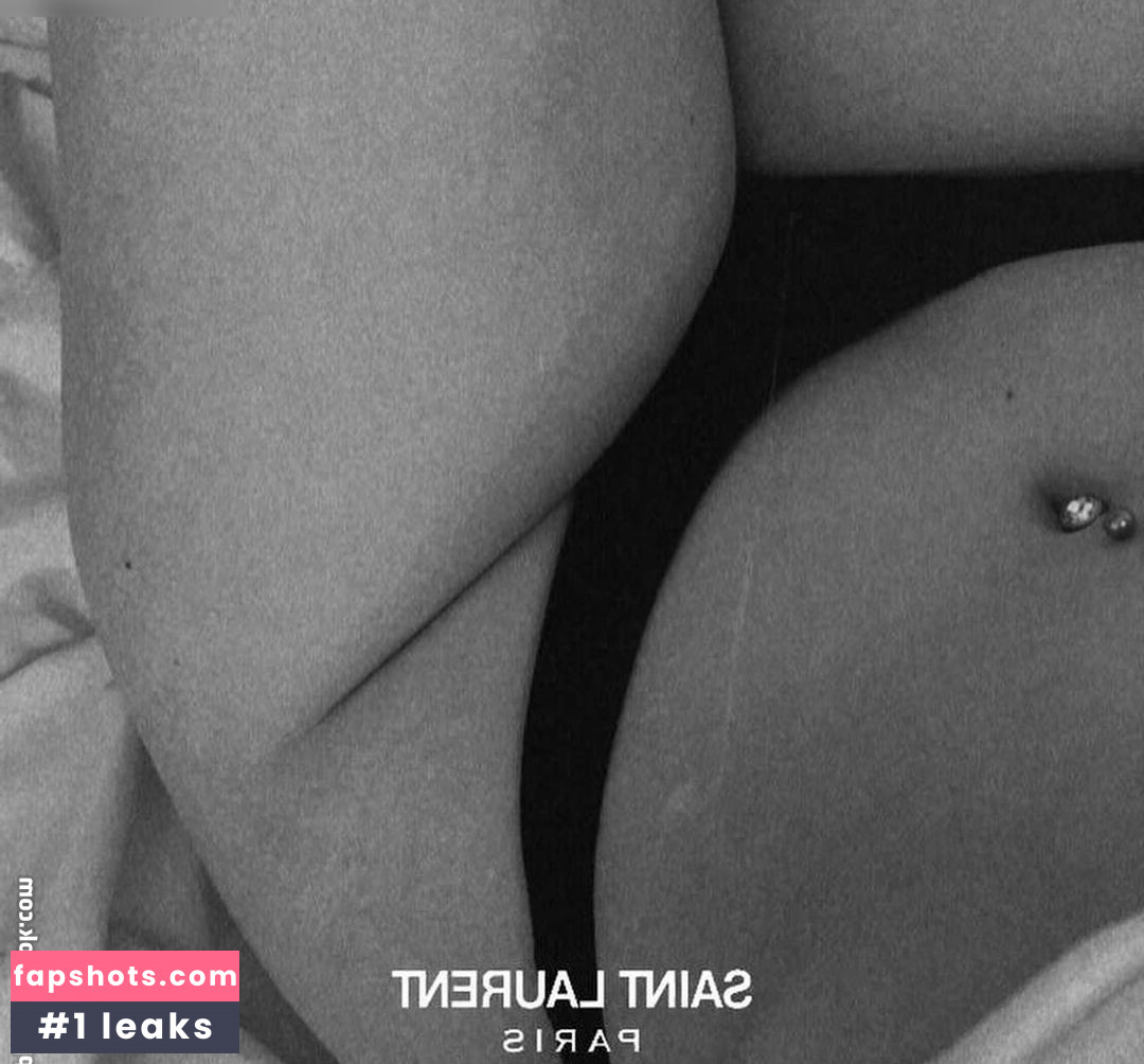 Lauraaasmk Nude Leaks OnlyFans Photos #3 - LeakJerk