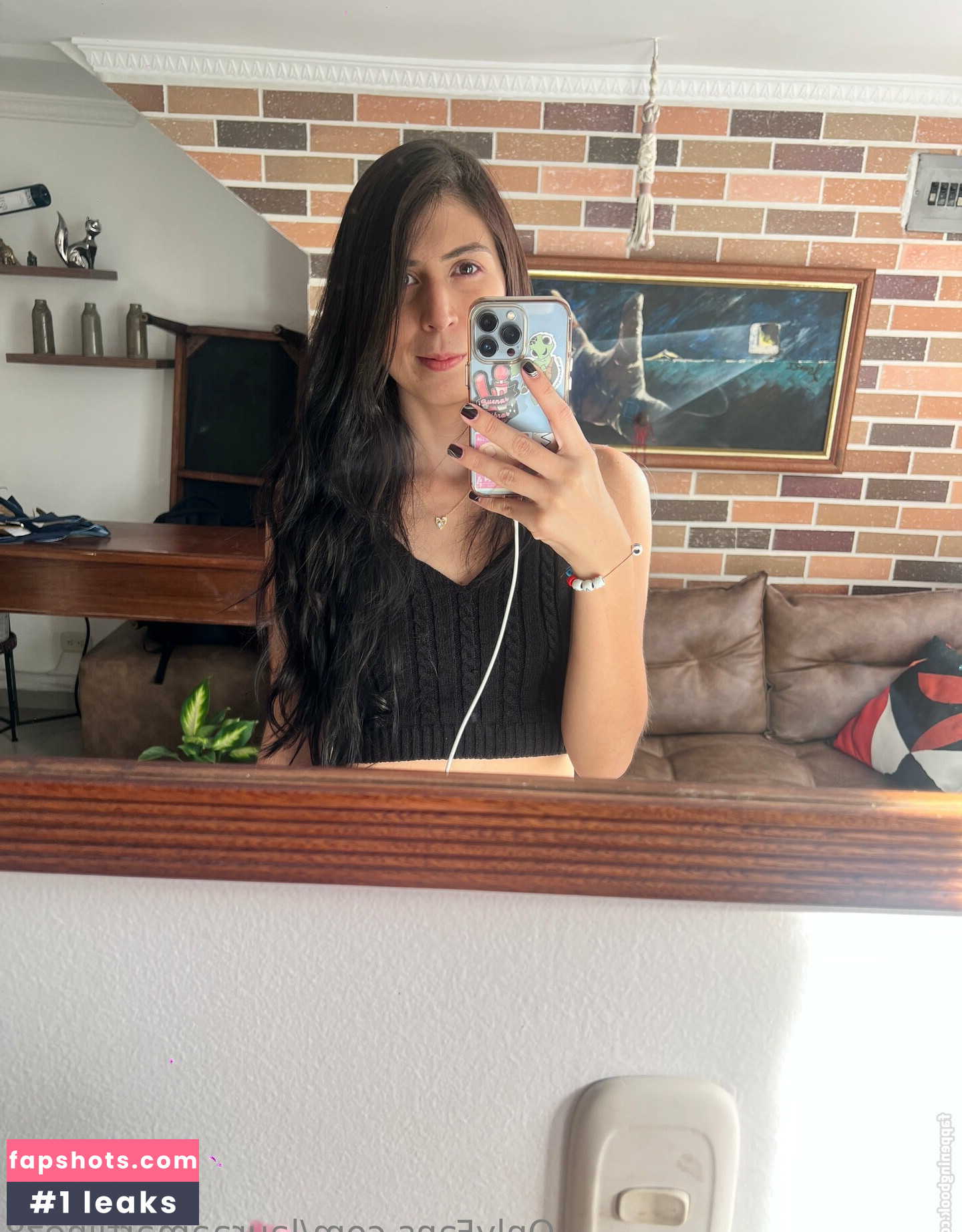 lauraamartiinez8 gallery photo #5