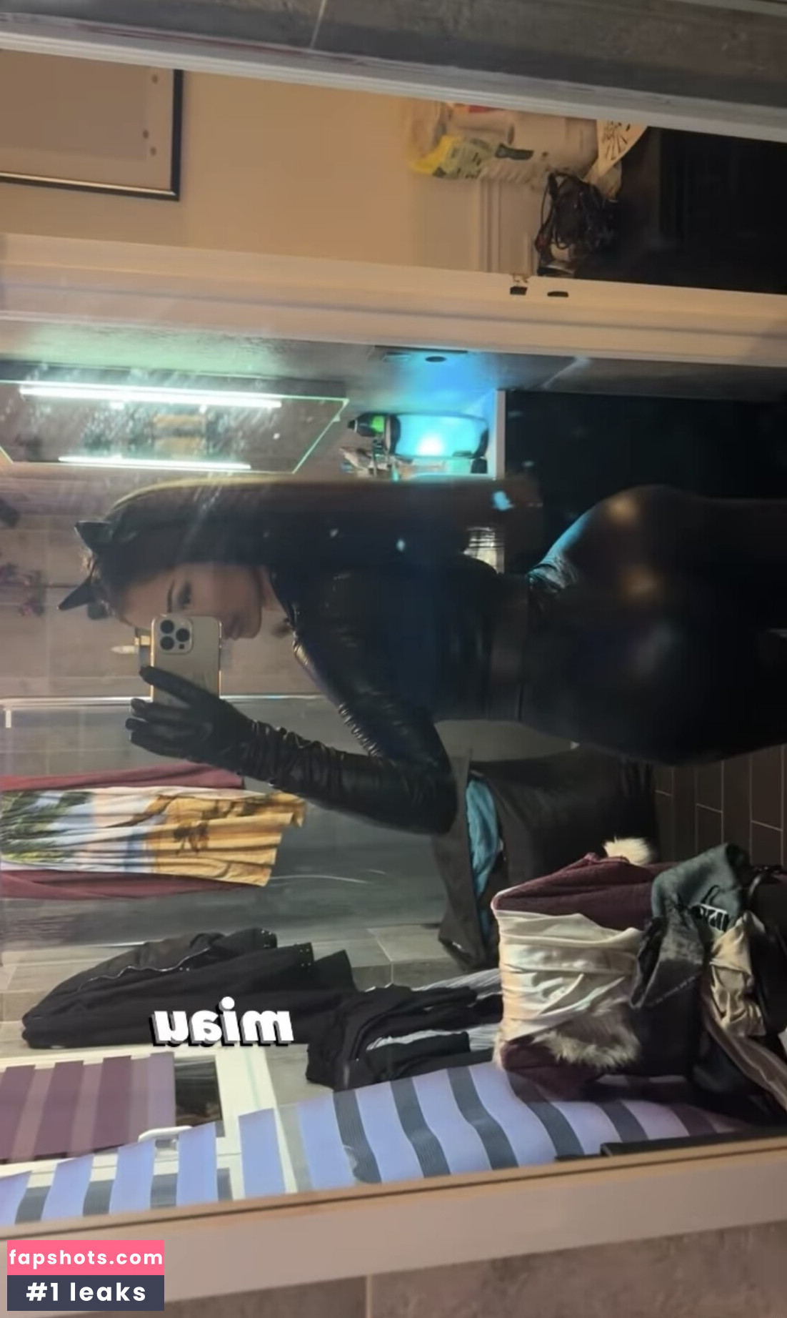 LauraLianaJane Filtración Desnuda OnlyFans Foto #6 - Fapshots