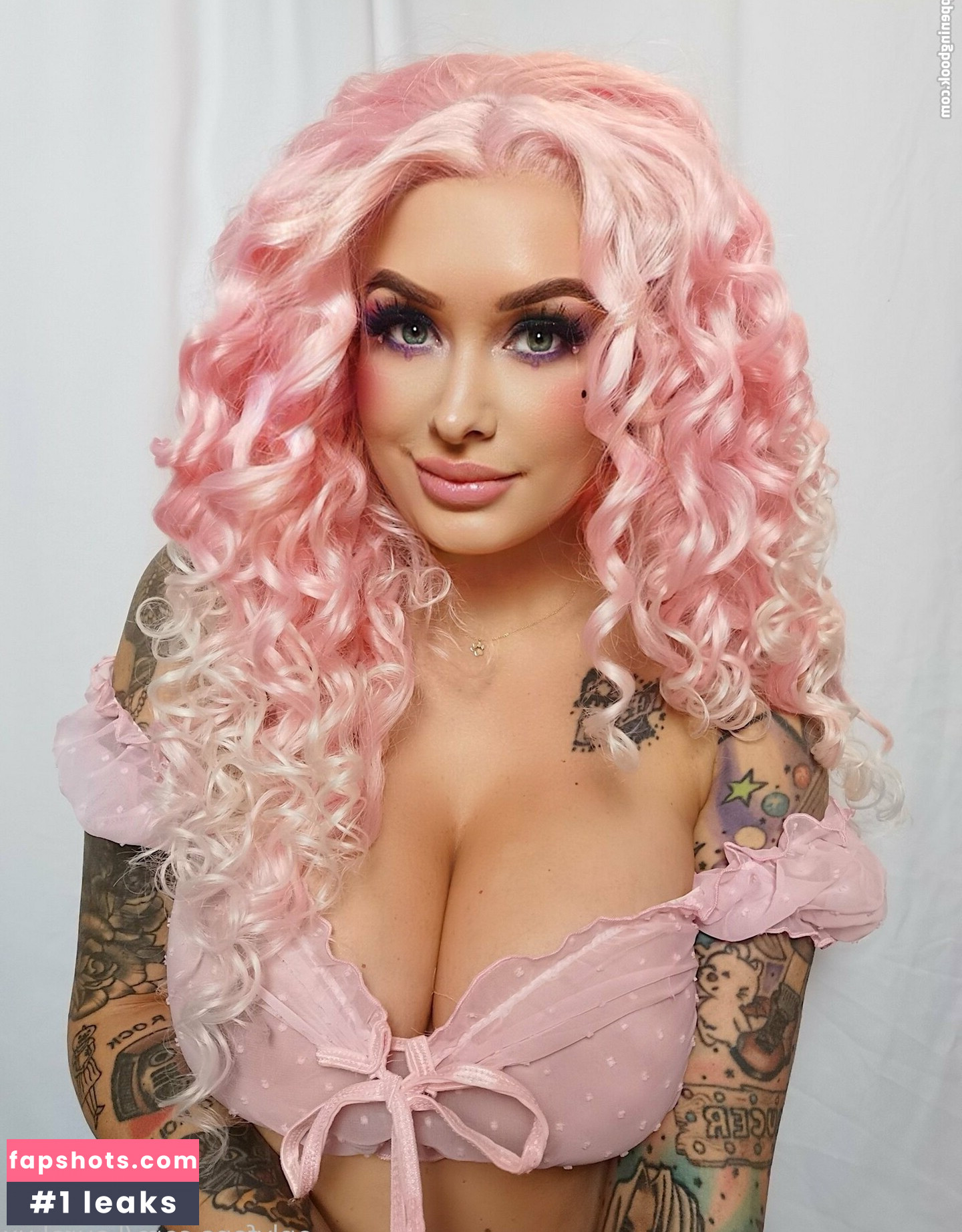 lauralux gallery photo #136