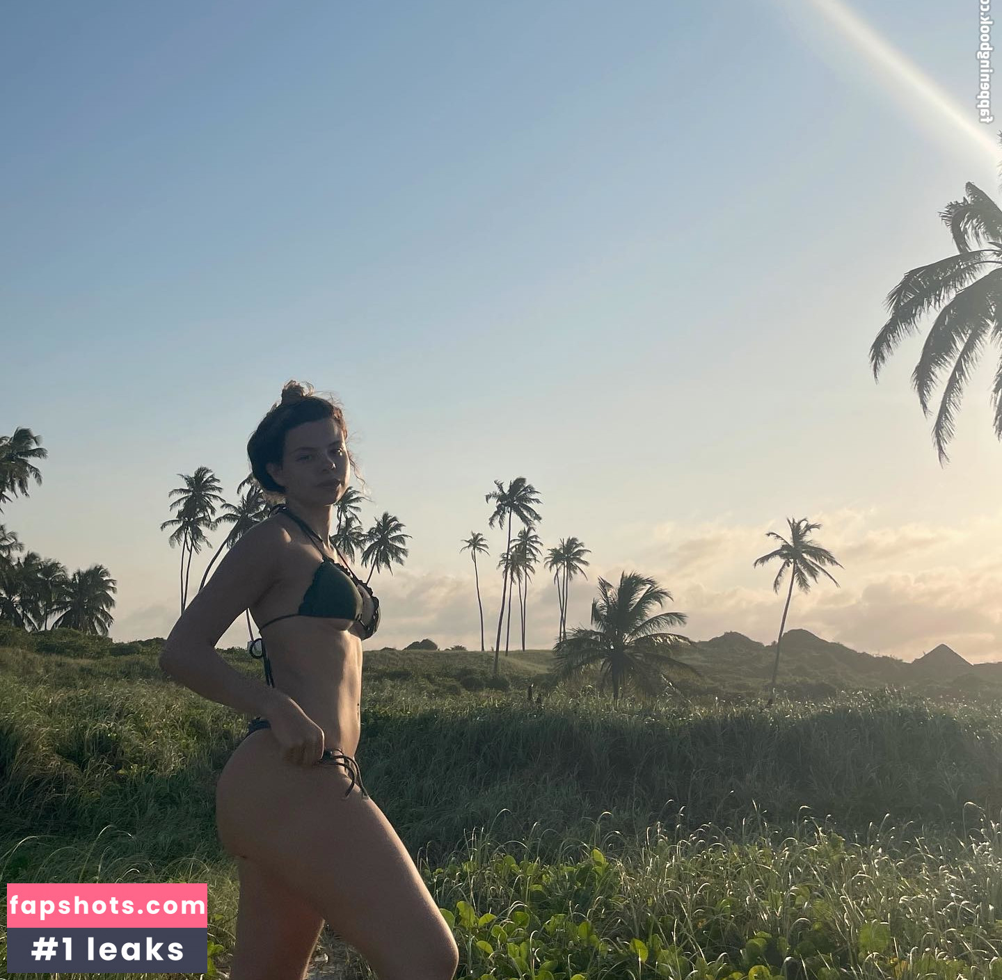 _lauraperis Nude Leaks OnlyFans Photos #10 - LeakJerk