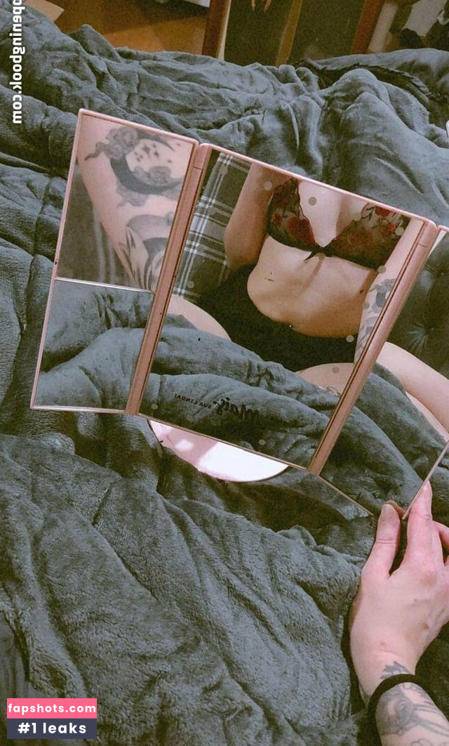 lauratavora gallery photo #32