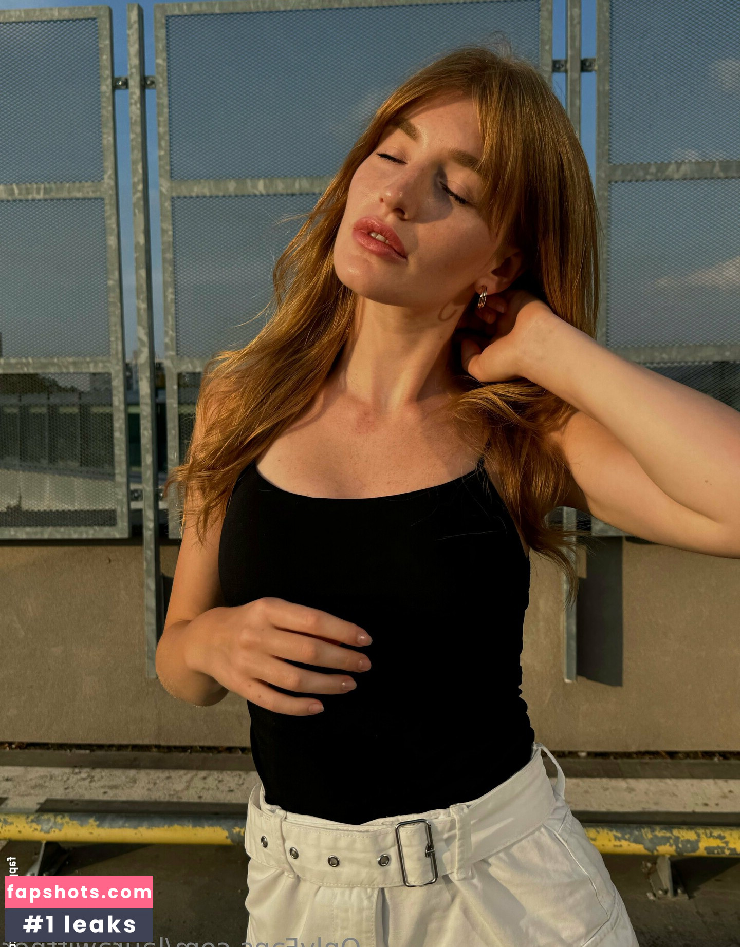 laurawittner gallery photo #21