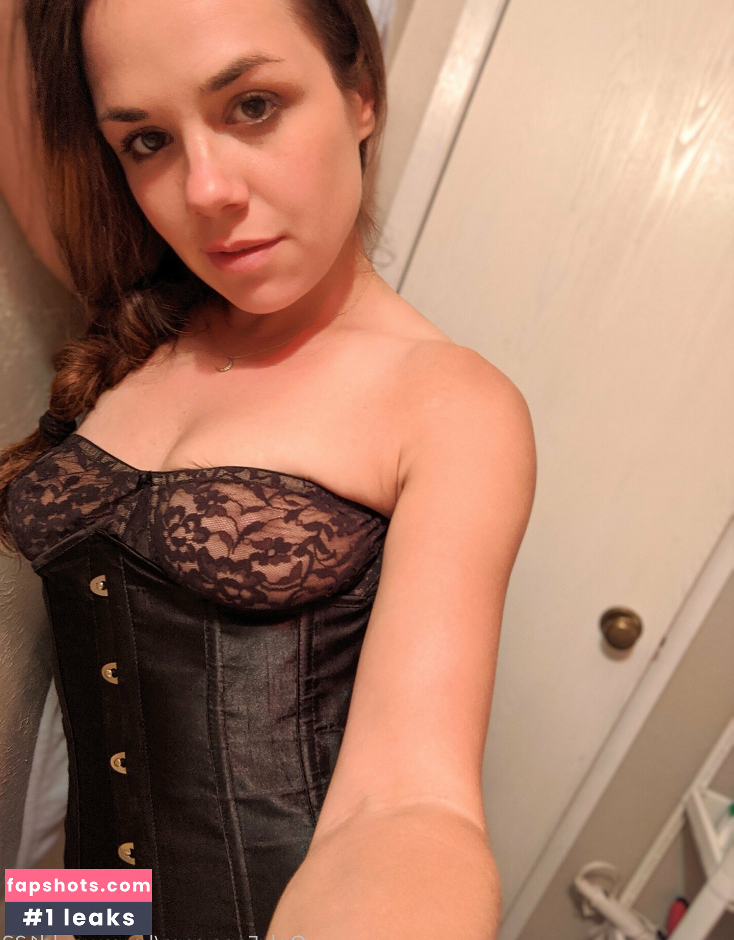 laurawould123 Nahé úniky fotek pouze od fanoušků #21 - Fapshots