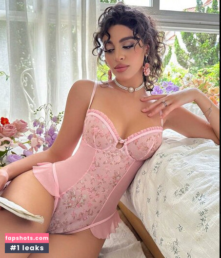 Laurdouceur gallery photo #5