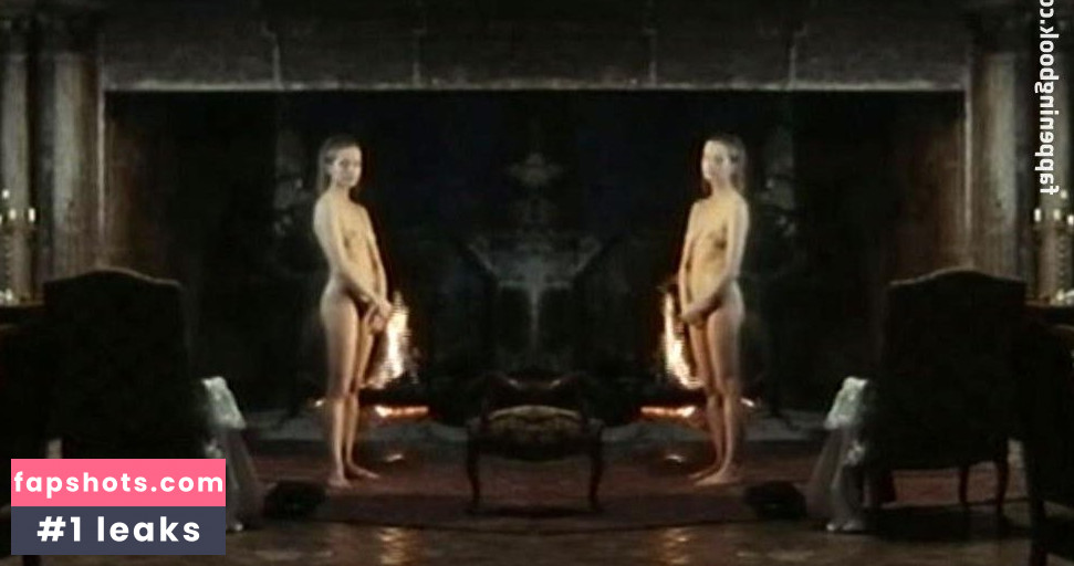 Laure Marsac gallery photo #2