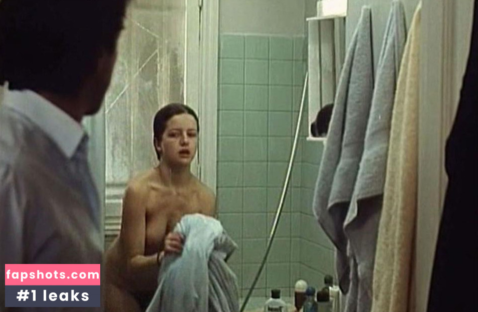 Laure Marsac gallery photo #10