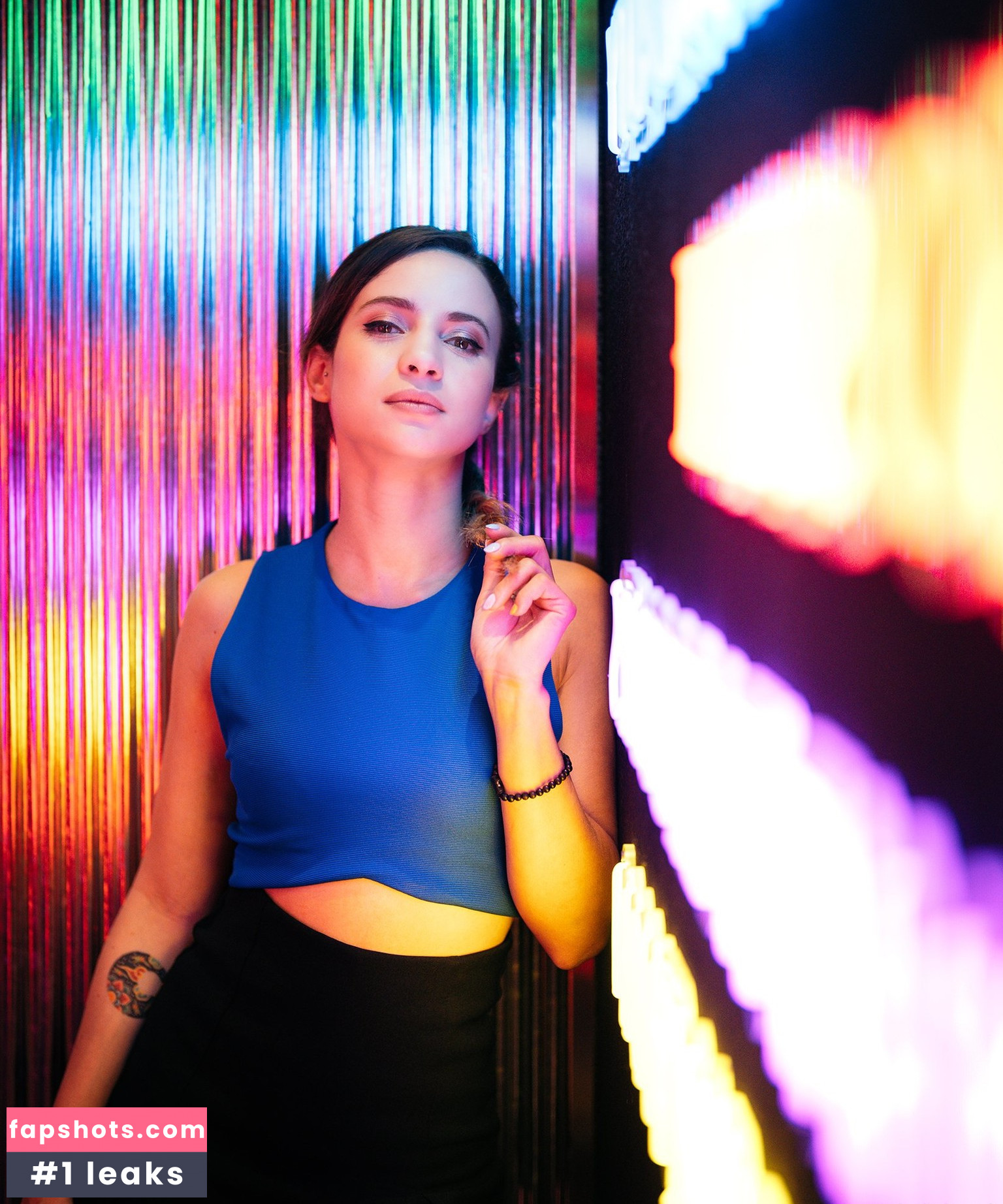 Laure Valée gallery photo #125