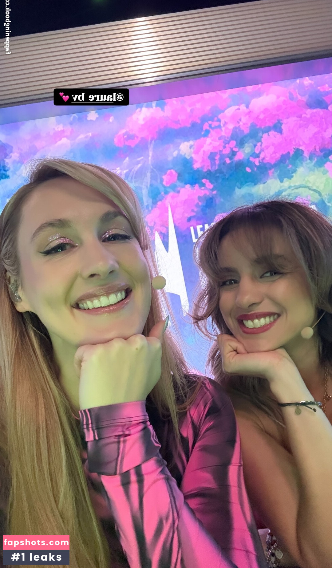 Laure Valée gallery photo #21