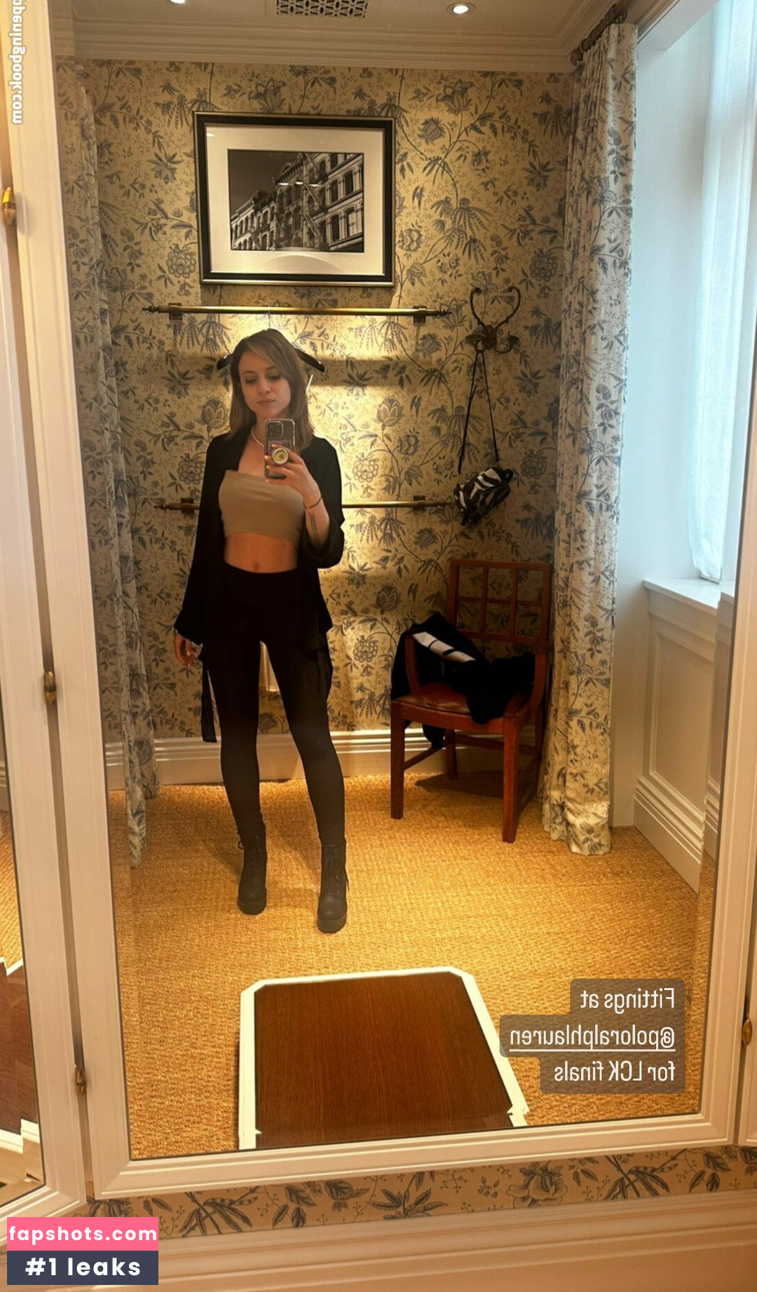 Laure Valée gallery photo #91