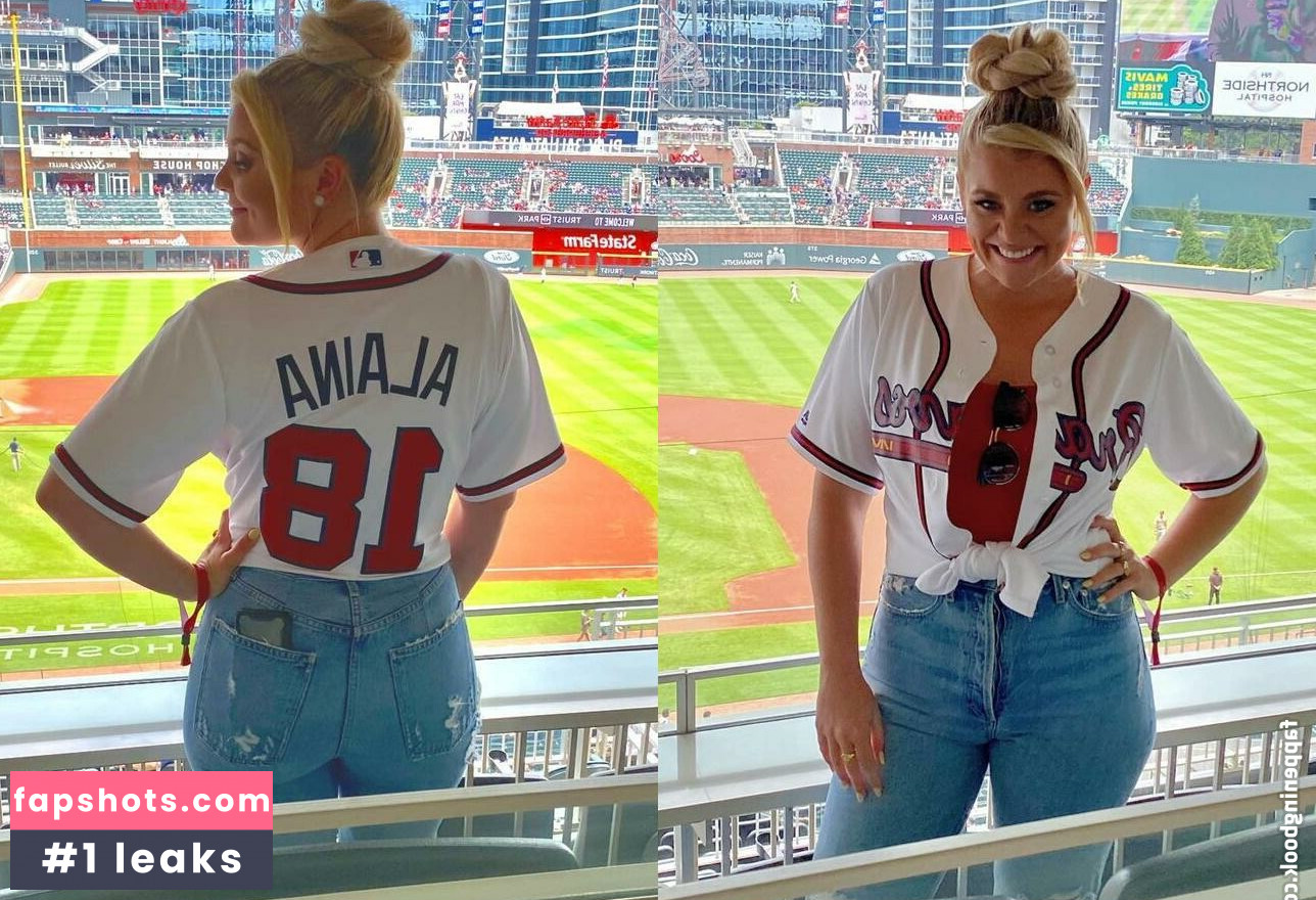 Lauren Alaina gallery photo #11