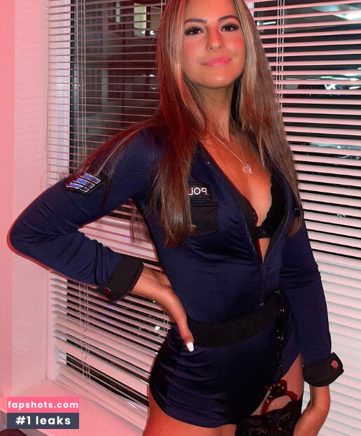 Lauren Bauer gallery photo #52