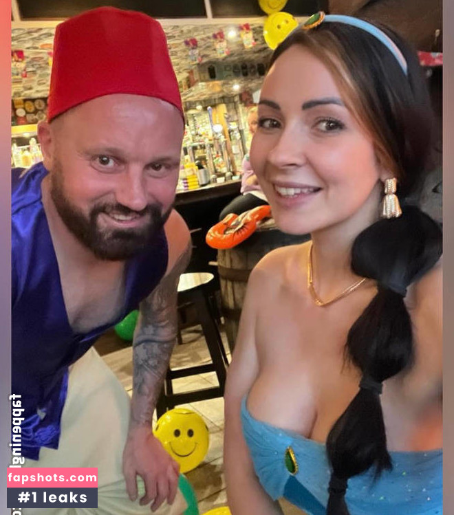 Lauren Boobs gallery photo #19