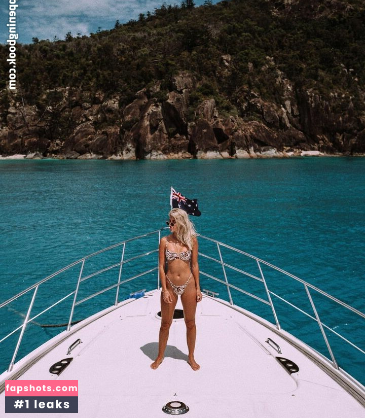 Lauren Bullen Nude Leaks OnlyFans Photos #35 - LeakJerk