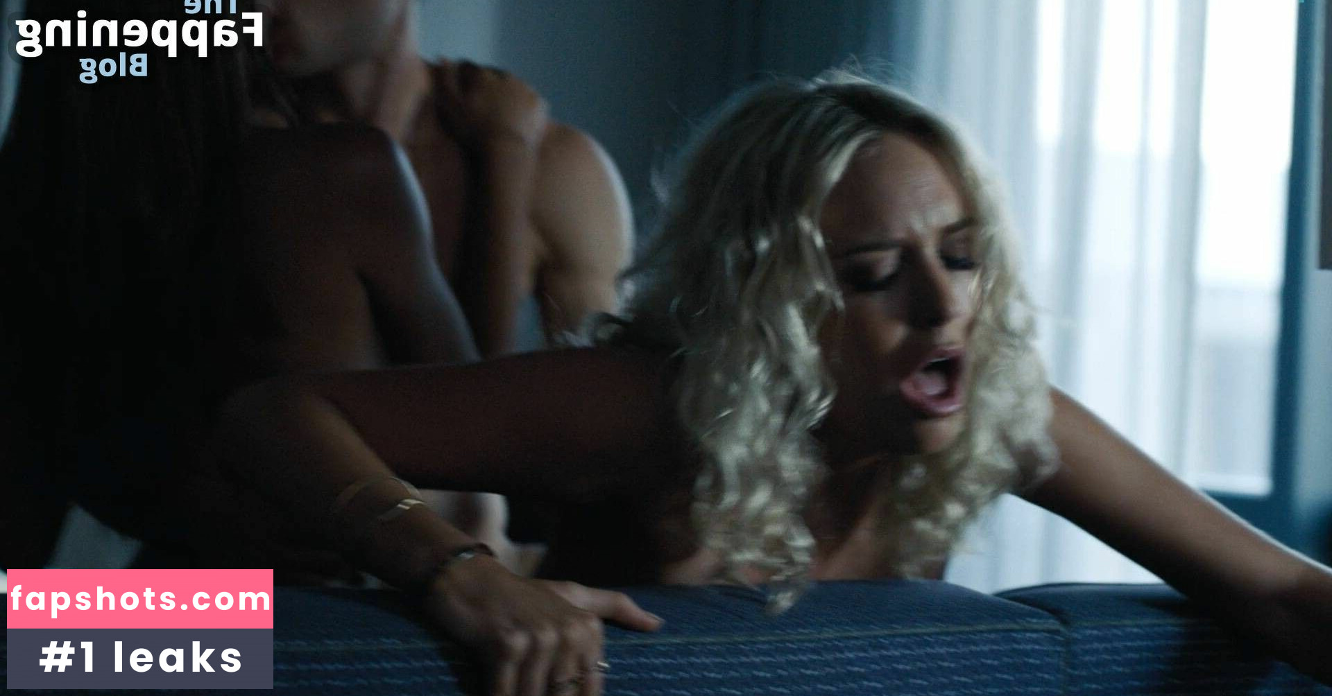 Lauren Compton gallery photo #111