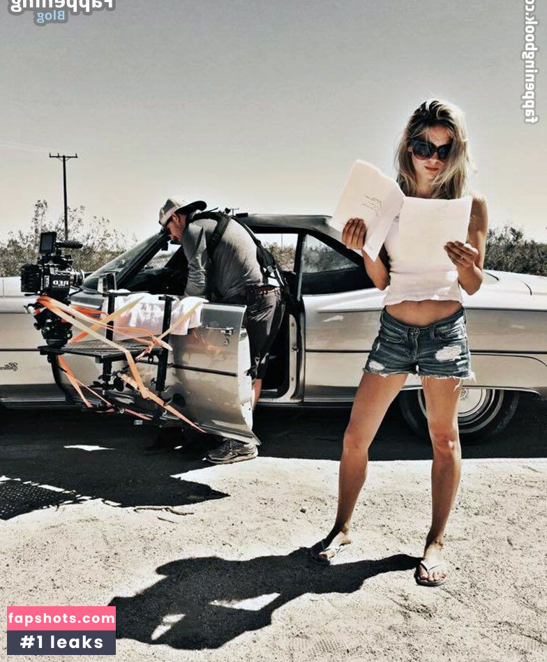 Lauren Compton Nahé úniky fotek pouze od fanoušků #48 - Fapshots