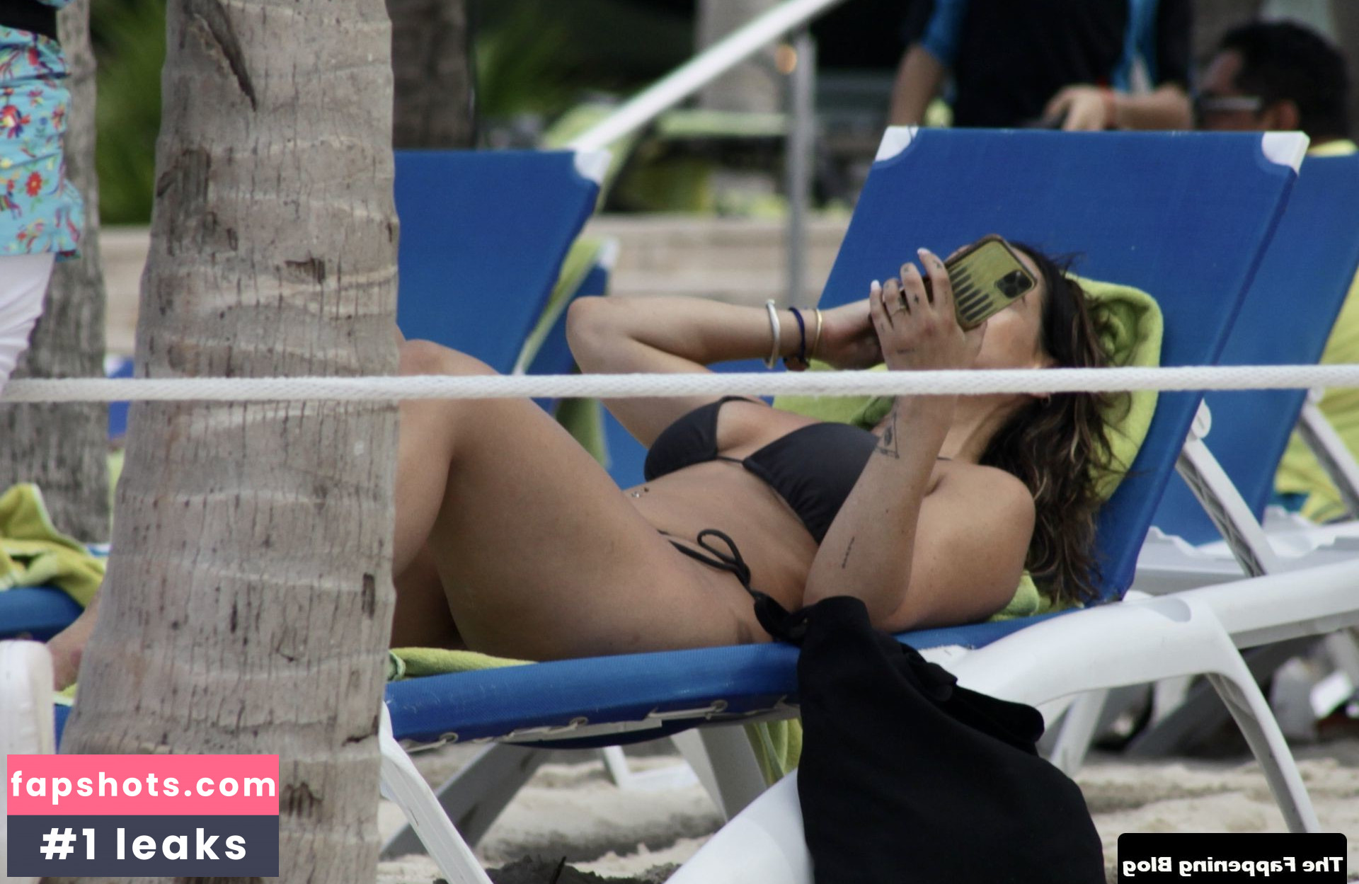 Lauren Coogan gallery photo #3