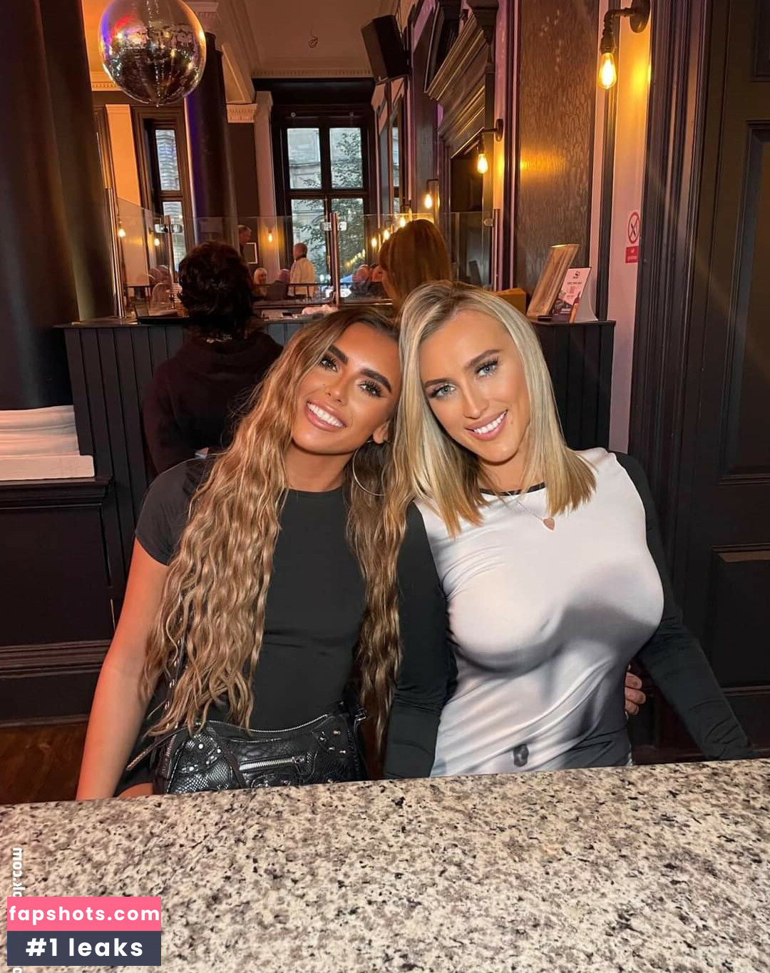 Lauren Day gallery photo #34