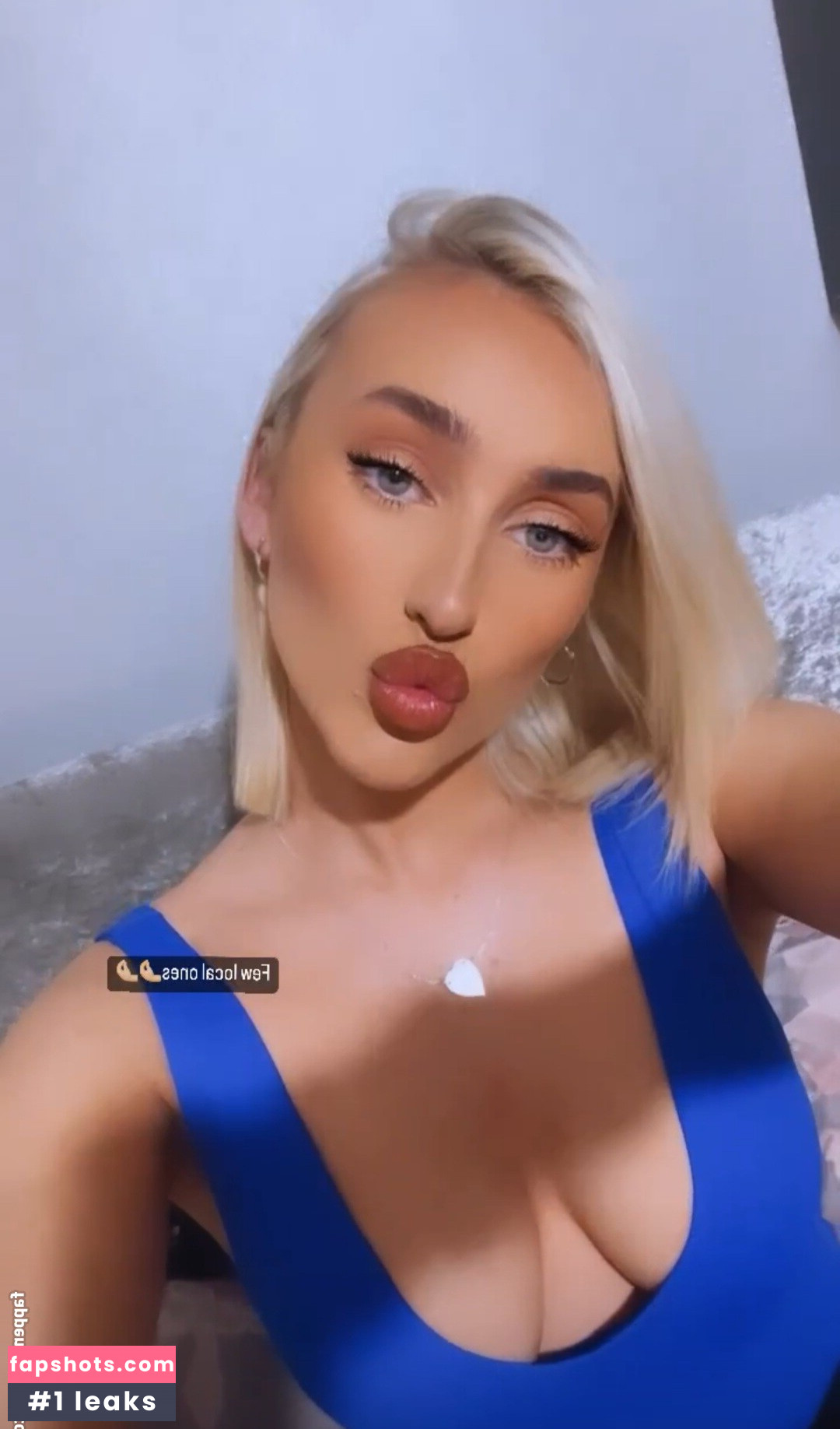 Lauren Day gallery photo #75