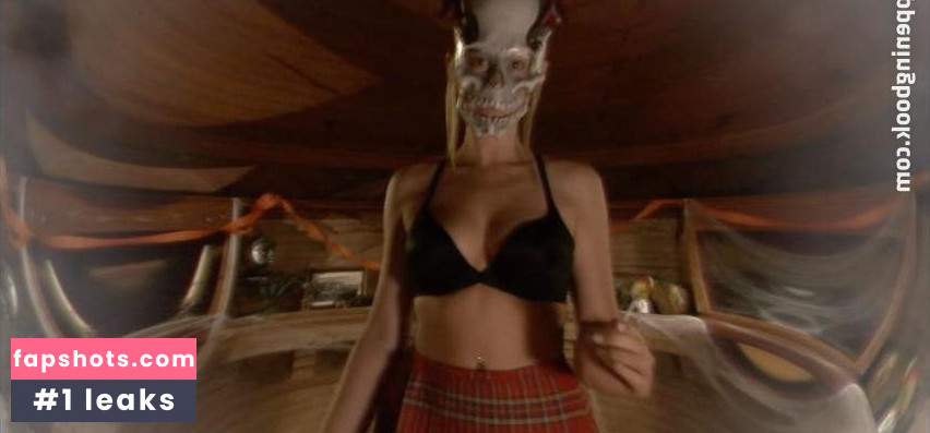 Lauren Furs gallery photo #3