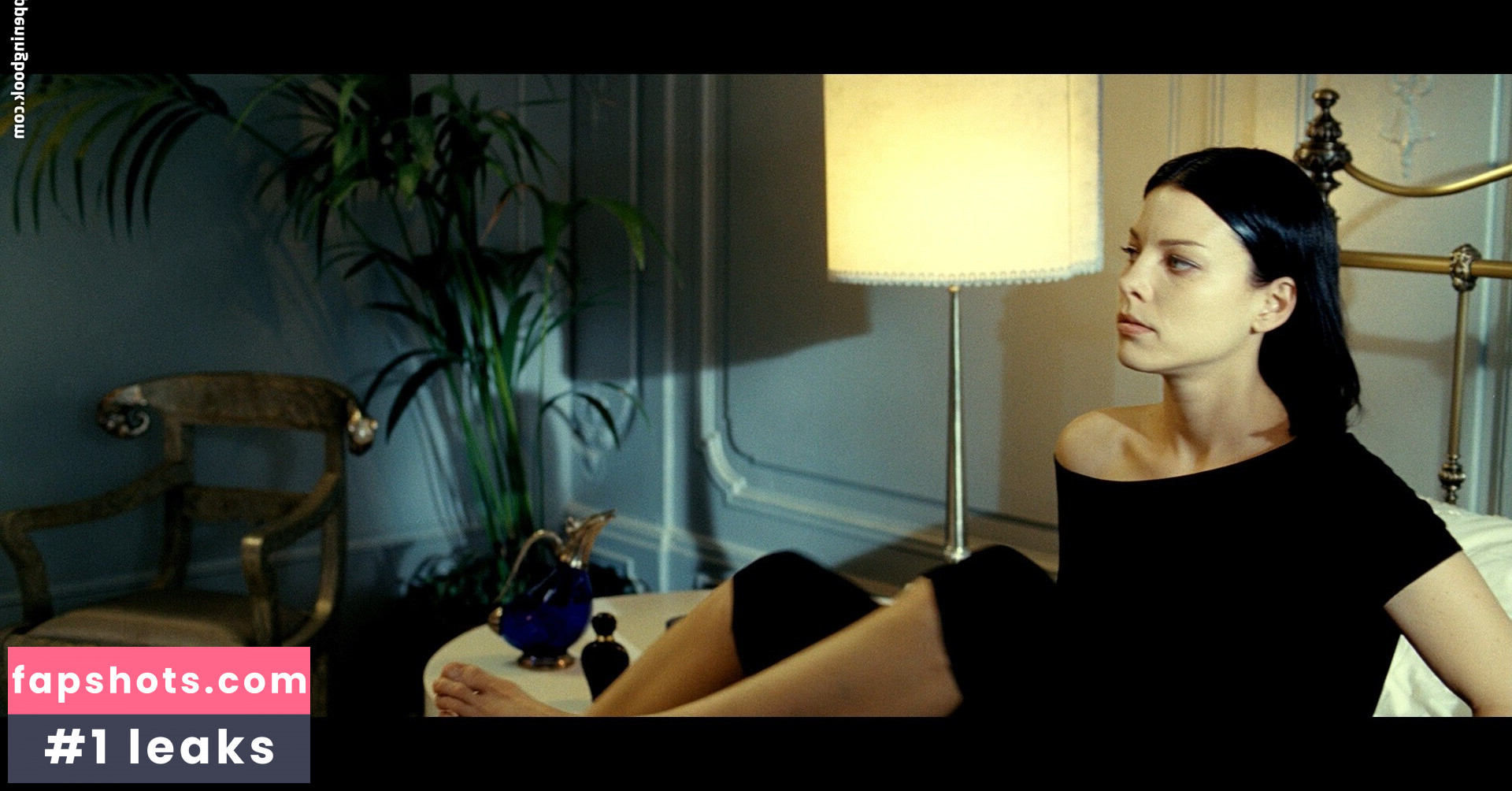 Lauren German gallery photo #4