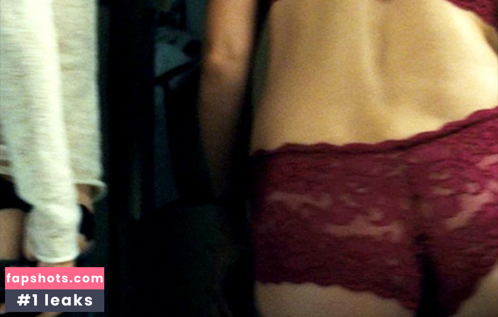 Lauren Graham Nude Leaks OnlyFans Photos #15 - LeakJerk