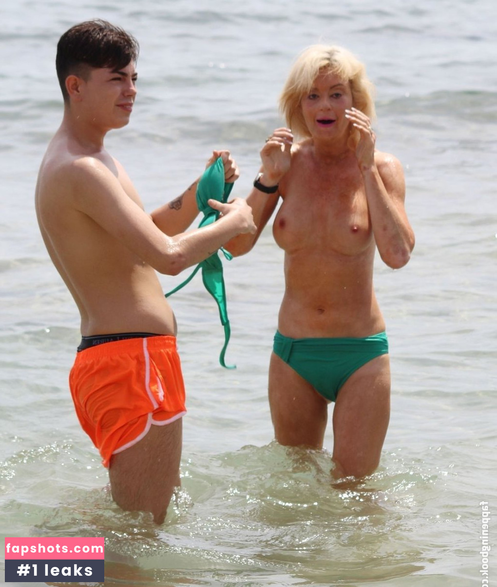 Lauren Harries nude babe gallery