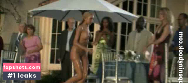 Lauren Hart gallery photo #3