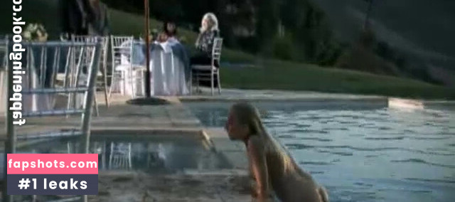 Lauren Hart gallery photo #6