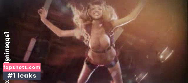 Lauren Hart gallery photo #9