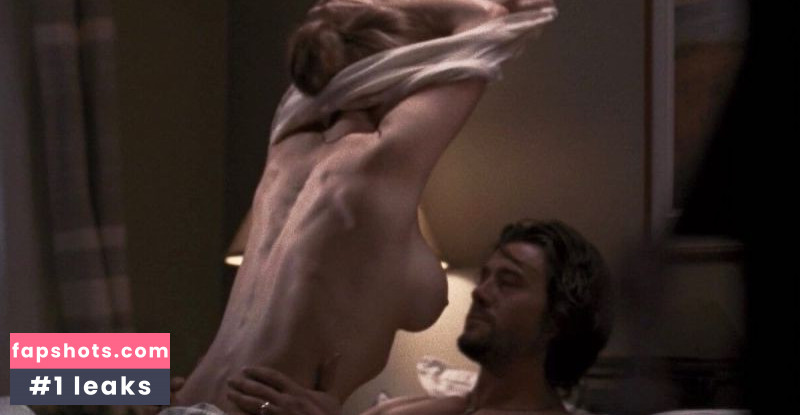 Lauren Holly gallery photo #5