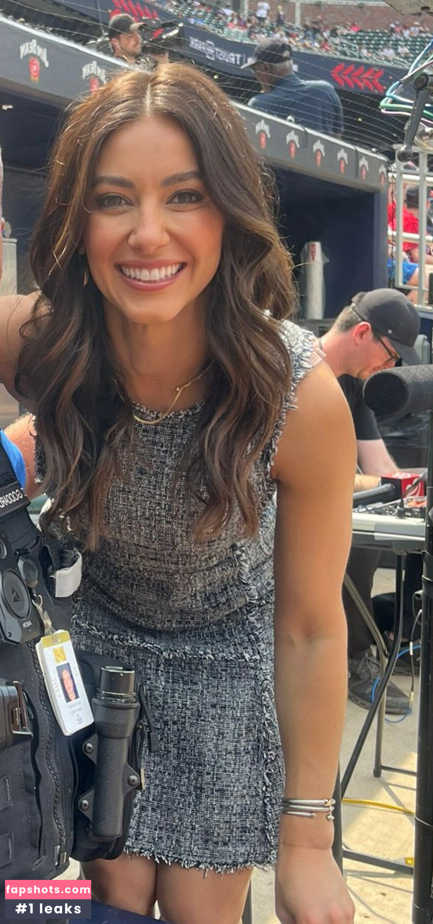 Lauren Jbara gallery photo #3