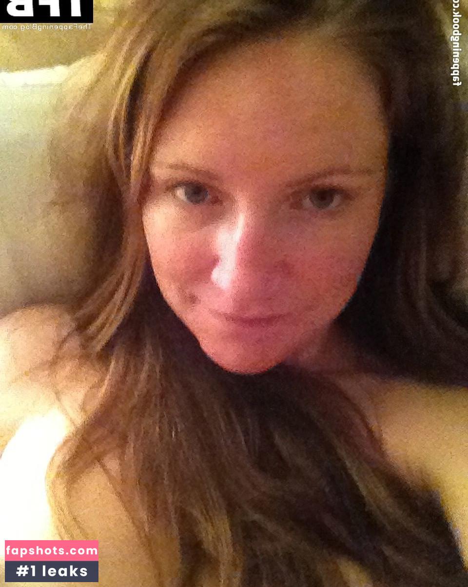 Lauren Kitchen Nude Leaks OnlyFans Photos #20 - Fapshots