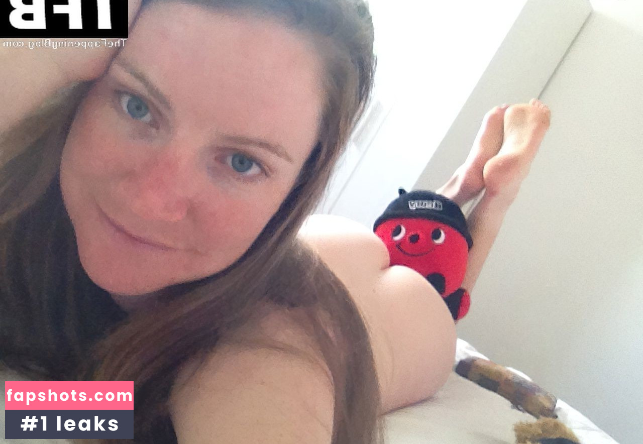 Lauren Kitchen Nude Leaks OnlyFans Photos #9 - Fapshots