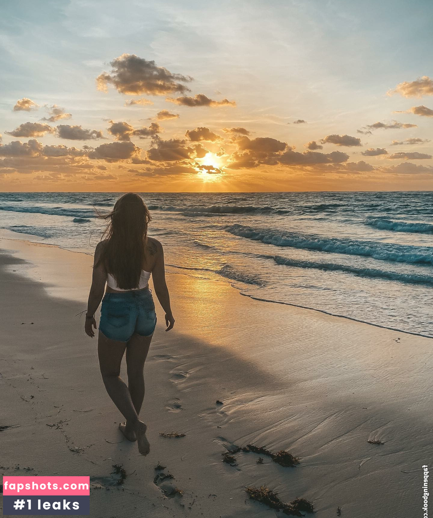 Lauren La Gringa Latina gallery photo #5